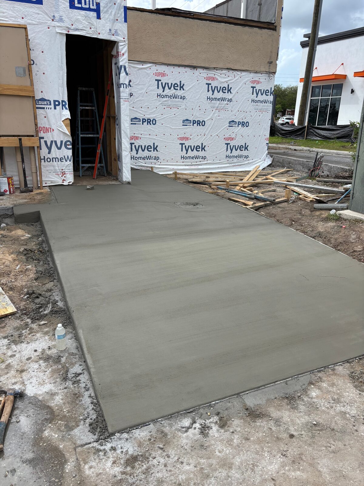 Concrete finishing detail